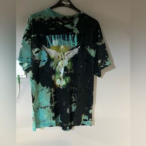 Nirvana vintage distressed band T size XL